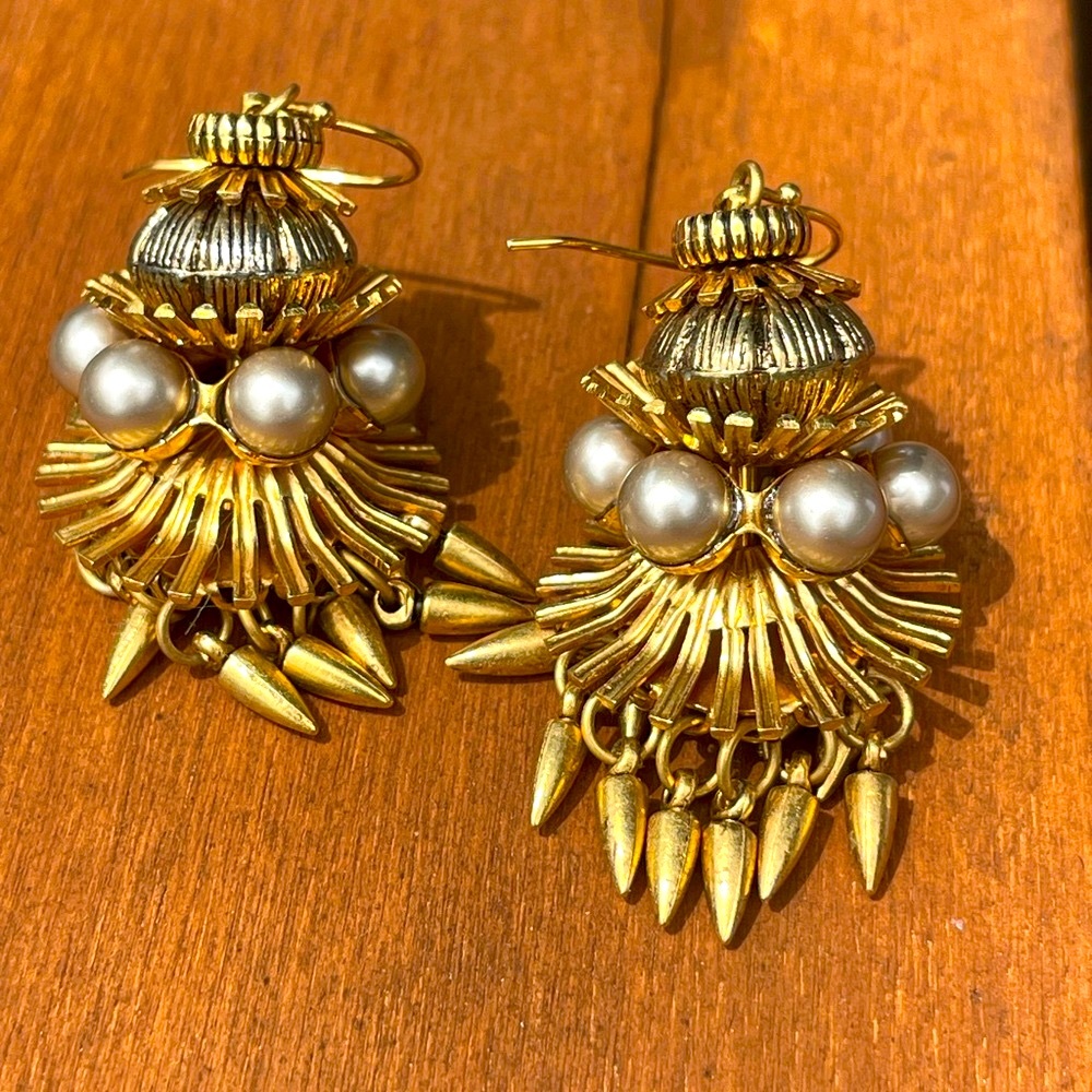 Fine Jewelry - Elegant Gold and Pearl Chandelier Dangle Earrings